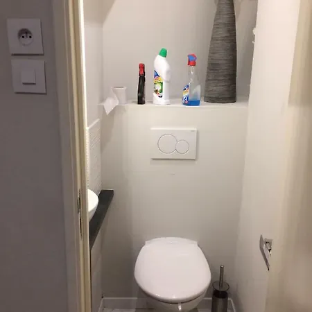 Apartment Charmant Studio