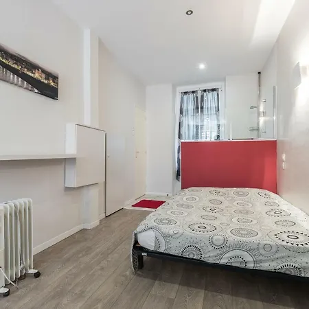 Apartment Charmant Studio *